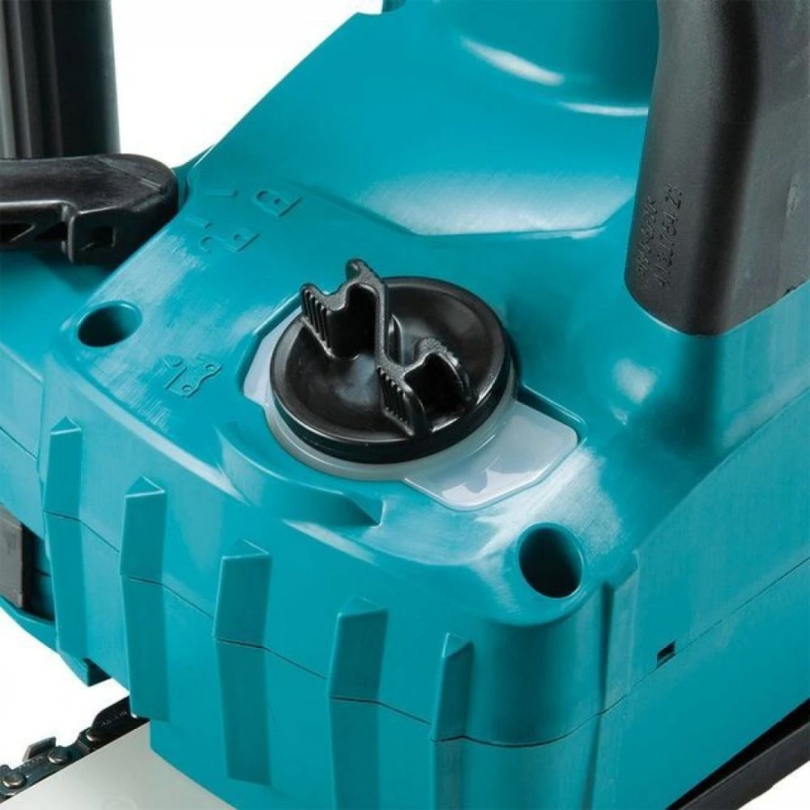 Цепная аккумуляторная пила Makita DUC407Z